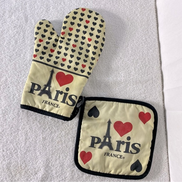 Paris France Oven Mitt & Fabric Trivet Pot Holder - Picture 1 of 9